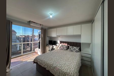 Casa à venda com 170m², 4 quartos e 2 vagas Casa à venda com 170m², 4 quartos e 2 vagasQuarto 4