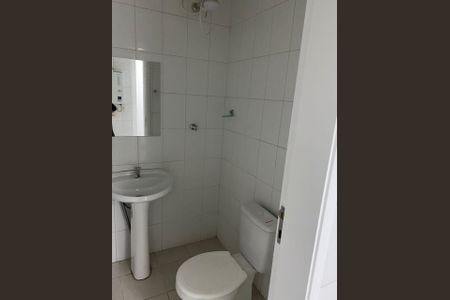 Apartamento à venda com 90m², 2 quartos e 2 vagas Apartamento à venda com 90m², 2 quartos e 2 vagasBanheiro