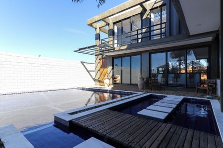 Casa para alugar com 420m², 2 quartos e 4 vagas Casa para alugar com 420m², 2 quartos e 4 vagasÁrea externa