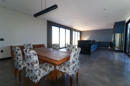 Casa para alugar com 420m², 2 quartos e 4 vagas Casa para alugar com 420m², 2 quartos e 4 vagasCozinha