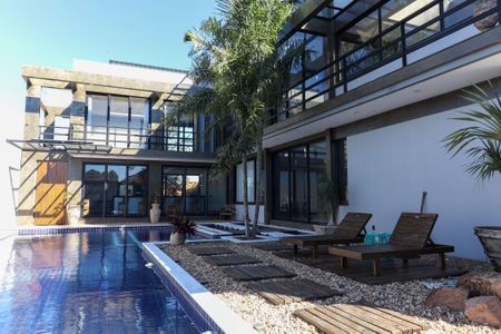 Casa para alugar com 420m², 2 quartos e 4 vagas Casa para alugar com 420m², 2 quartos e 4 vagasÁrea externa