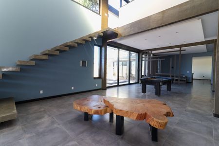 Casa para alugar com 420m², 2 quartos e 4 vagas Casa para alugar com 420m², 2 quartos e 4 vagasSala