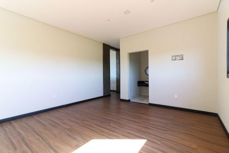 Casa para alugar com 420m², 2 quartos e 4 vagas Casa para alugar com 420m², 2 quartos e 4 vagasSuite 2