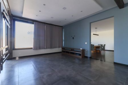 Casa para alugar com 420m², 2 quartos e 4 vagas Casa para alugar com 420m², 2 quartos e 4 vagasSala