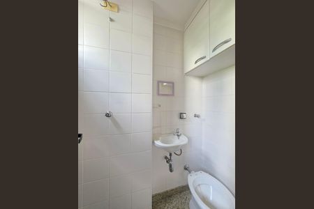 Apartamento à venda com 90m², 3 quartos e 1 vaga Apartamento à venda com 90m², 3 quartos e 1 vagaBanheiro de serviço