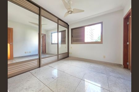 Quarto Suíte  de apartamento à venda com 3 quartos, 90m² em Funcionários, Belo Horizonte