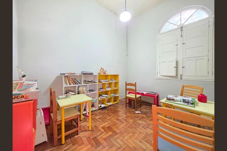Apartamento à venda com 90m², 3 quartos e 1 vaga Apartamento à venda com 90m², 3 quartos e 1 vagaBrinquedoteca