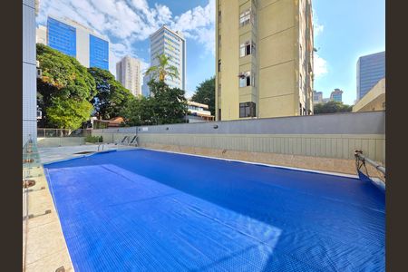 Apartamento à venda com 90m², 3 quartos e 1 vaga Apartamento à venda com 90m², 3 quartos e 1 vagaPiscina