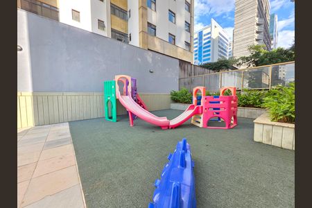 Apartamento à venda com 90m², 3 quartos e 1 vaga Apartamento à venda com 90m², 3 quartos e 1 vagaPlayground