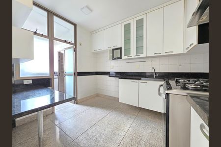 Apartamento à venda com 90m², 3 quartos e 1 vaga Apartamento à venda com 90m², 3 quartos e 1 vagaCozinha
