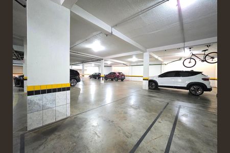 Apartamento à venda com 90m², 3 quartos e 1 vaga Apartamento à venda com 90m², 3 quartos e 1 vagaGaragem