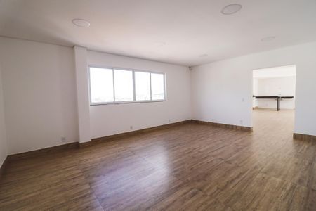 Apartamento para alugar com 33m², 1 quarto e 1 vaga Apartamento para alugar com 33m², 1 quarto e 1 vagaÁrea comum - Salão de festas