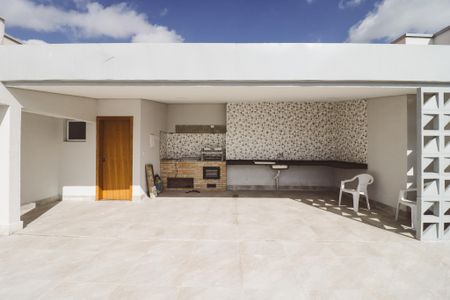 Apartamento para alugar com 33m², 1 quarto e 1 vaga Apartamento para alugar com 33m², 1 quarto e 1 vagaÁrea comum - Churrasqueira