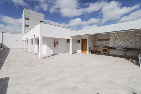 Apartamento para alugar com 33m², 1 quarto e 1 vaga Apartamento para alugar com 33m², 1 quarto e 1 vagaÁrea comum - Churrasqueira