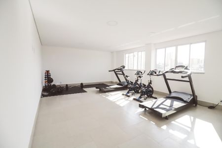 Apartamento para alugar com 33m², 1 quarto e 1 vaga Apartamento para alugar com 33m², 1 quarto e 1 vagaÁrea comum - Academia