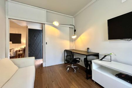 Sala de TV de casa para alugar com 4 quartos, 190m² em Campo Belo, São Paulo