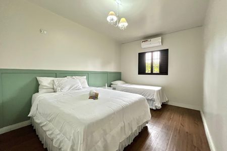 Quarto 2 de casa à venda com 4 quartos, 190m² em Campo Belo, São Paulo