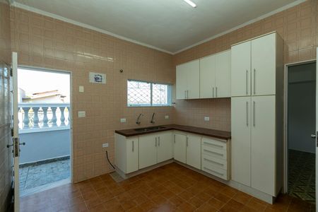 Casa para alugar com 198m², 3 quartos e 6 vagasCOZINHA