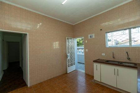 Casa para alugar com 198m², 3 quartos e 6 vagasCOZINHA