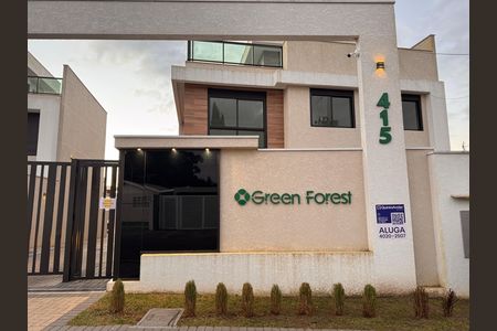 Casa de condomínio à venda com 180m², 3 quartos e 2 vagas Casa de condomínio à venda com 180m², 3 quartos e 2 vagasFachada