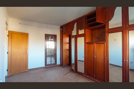 Apartamento à venda com 128m², 4 quartos e sem vaga Apartamento à venda com 128m², 4 quartos e sem vagaQuarto 1