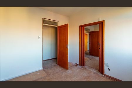 Apartamento à venda com 128m², 4 quartos e sem vaga Apartamento à venda com 128m², 4 quartos e sem vagaQuarto 4