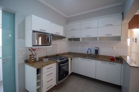Apartamento para alugar com 79m², 3 quartos e 2 vagas Apartamento para alugar com 79m², 3 quartos e 2 vagasCozinha