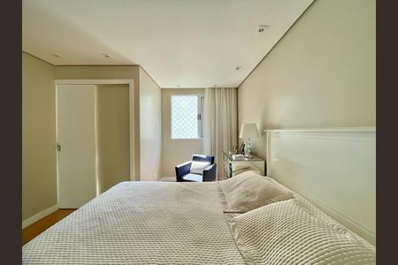 Apartamento à venda com 170m², 2 quartos e 3 vagas