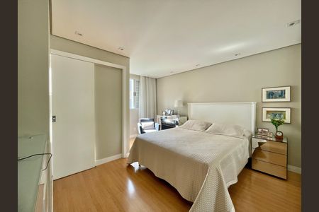 Apartamento à venda com 170m², 2 quartos e 3 vagas