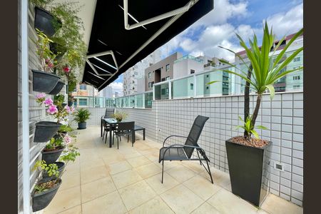 Apartamento à venda com 170m², 2 quartos e 3 vagas