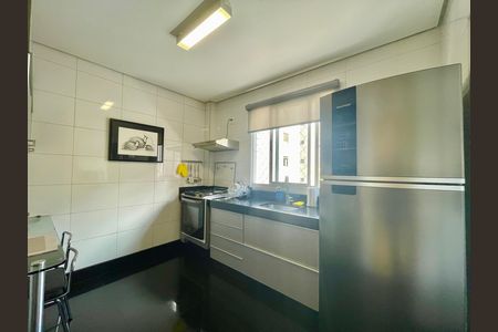 Apartamento à venda com 170m², 2 quartos e 3 vagas