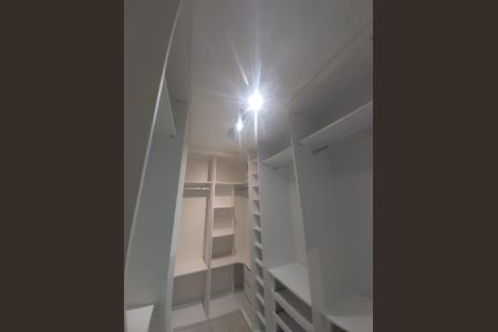 Apartamento à venda com 119m², 4 quartos e 1 vaga Apartamento à venda com 119m², 4 quartos e 1 vagaCorredor