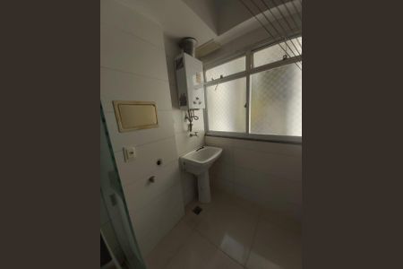 Apartamento à venda com 119m², 4 quartos e 1 vaga Apartamento à venda com 119m², 4 quartos e 1 vagaÁrea de serviço