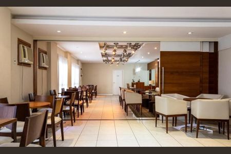 Apartamento à venda com 119m², 4 quartos e 1 vaga Apartamento à venda com 119m², 4 quartos e 1 vagaSala de Jantar