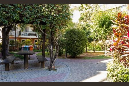 Apartamento à venda com 119m², 4 quartos e 1 vaga Apartamento à venda com 119m², 4 quartos e 1 vagaVaranda