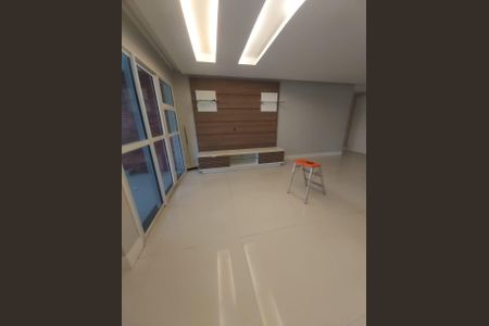 Apartamento à venda com 119m², 4 quartos e 1 vaga Apartamento à venda com 119m², 4 quartos e 1 vagaQuarto