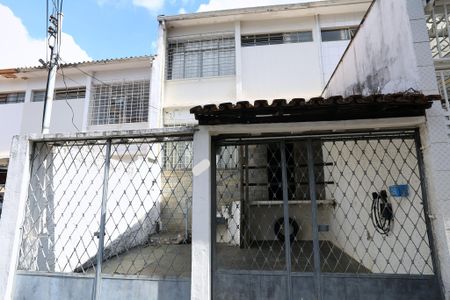 Casa à venda com 150m², 4 quartos e 2 vagasFachada