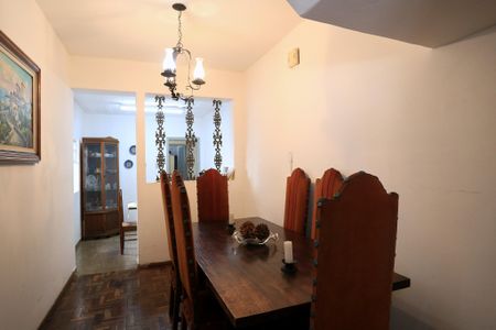Casa à venda com 150m², 4 quartos e 2 vagasSala de Jantar