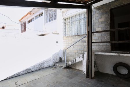 Casa à venda com 150m², 4 quartos e 2 vagasGaragem