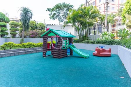 Apartamento à venda com 55m², 2 quartos e 1 vaga Apartamento à venda com 55m², 2 quartos e 1 vagaÁrea comum - Playground