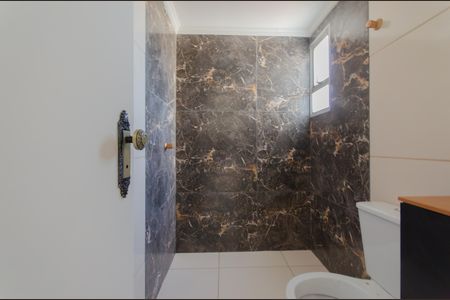 Apartamento à venda com 55m², 2 quartos e 1 vaga Apartamento à venda com 55m², 2 quartos e 1 vagaBanheiro
