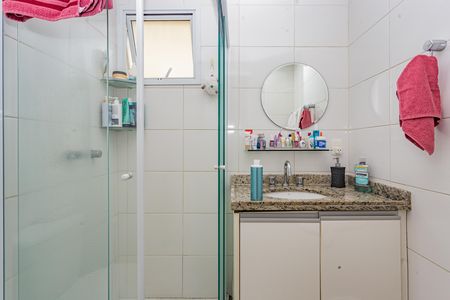 Apartamento à venda com 69m², 2 quartos e 2 vagas Apartamento à venda com 69m², 2 quartos e 2 vagasBanheiro da Suíte