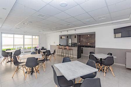 Apartamento à venda com 69m², 2 quartos e 2 vagas Apartamento à venda com 69m², 2 quartos e 2 vagasÁrea comum - Salão de festas