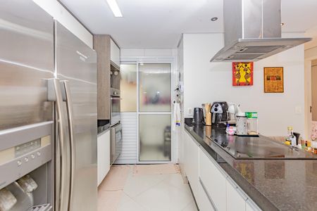Apartamento à venda com 69m², 2 quartos e 2 vagas Apartamento à venda com 69m², 2 quartos e 2 vagasCozinha