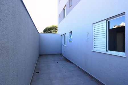 Apartamento à venda com 93m², 2 quartos e 2 vagas Apartamento à venda com 93m², 2 quartos e 2 vagasÁrea externa