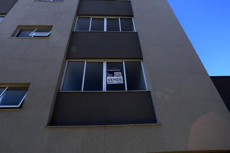Apartamento à venda com 93m², 2 quartos e 2 vagas Apartamento à venda com 93m², 2 quartos e 2 vagasFachada com Plaquinha