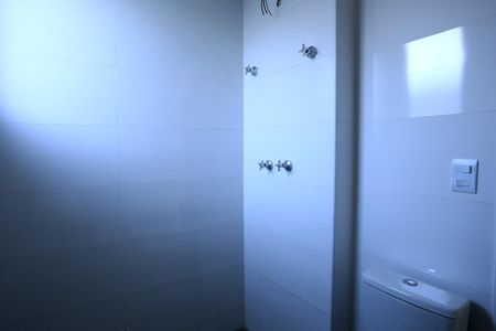 Apartamento à venda com 93m², 2 quartos e 2 vagas Apartamento à venda com 93m², 2 quartos e 2 vagasBanheiro