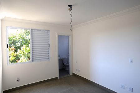 Suíte de apartamento à venda com 2 quartos, 93m² em Esplanada, Belo Horizonte