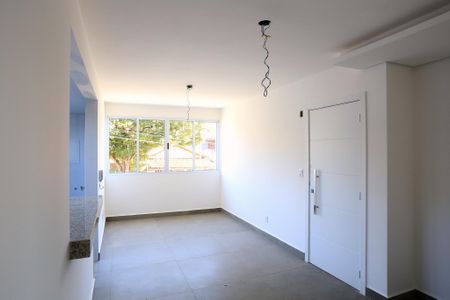 Sala de apartamento à venda com 2 quartos, 93m² em Esplanada, Belo Horizonte