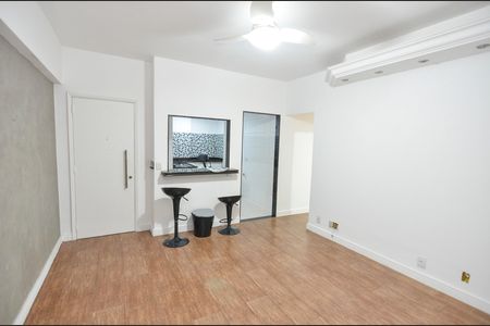 Sala de apartamento à venda com 2 quartos, 50m² em Tijuca, Rio de Janeiro